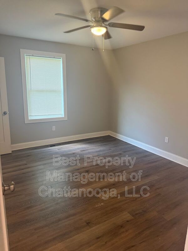 5325 Lee Ave – photo 5