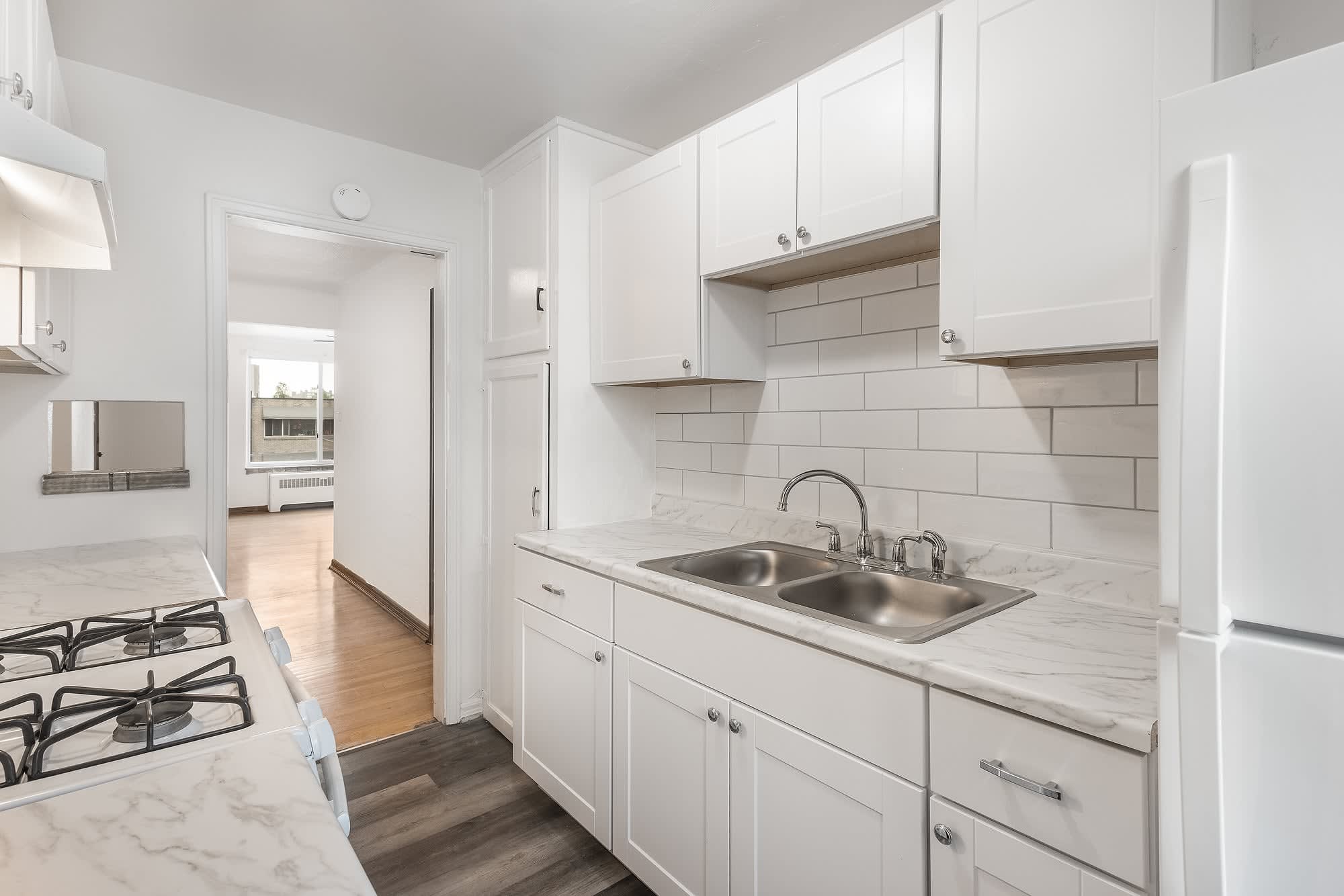 Josephine Apartments – photo 3