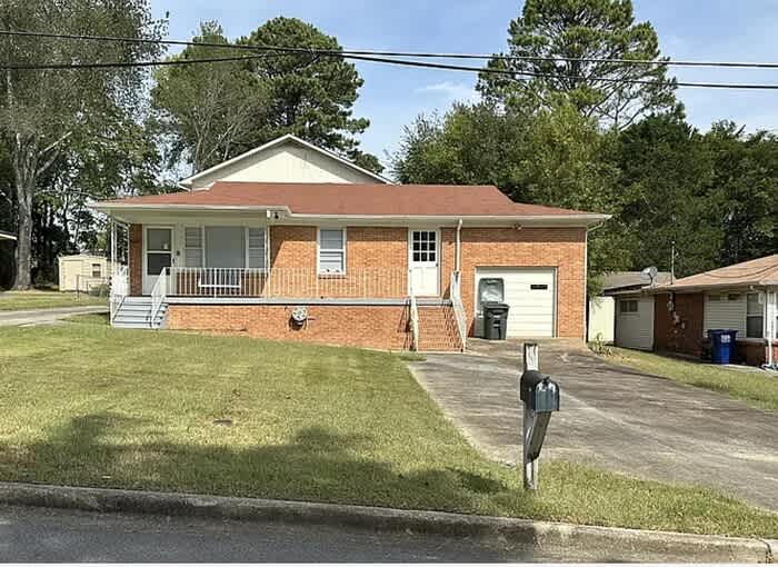 2712 Garvin Road Northwest – photo 1