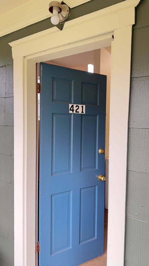 421 423 Gladstone St – photo 3