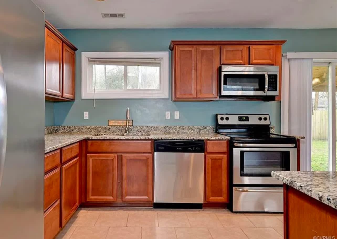 1826 WOMACK DR – photo 4