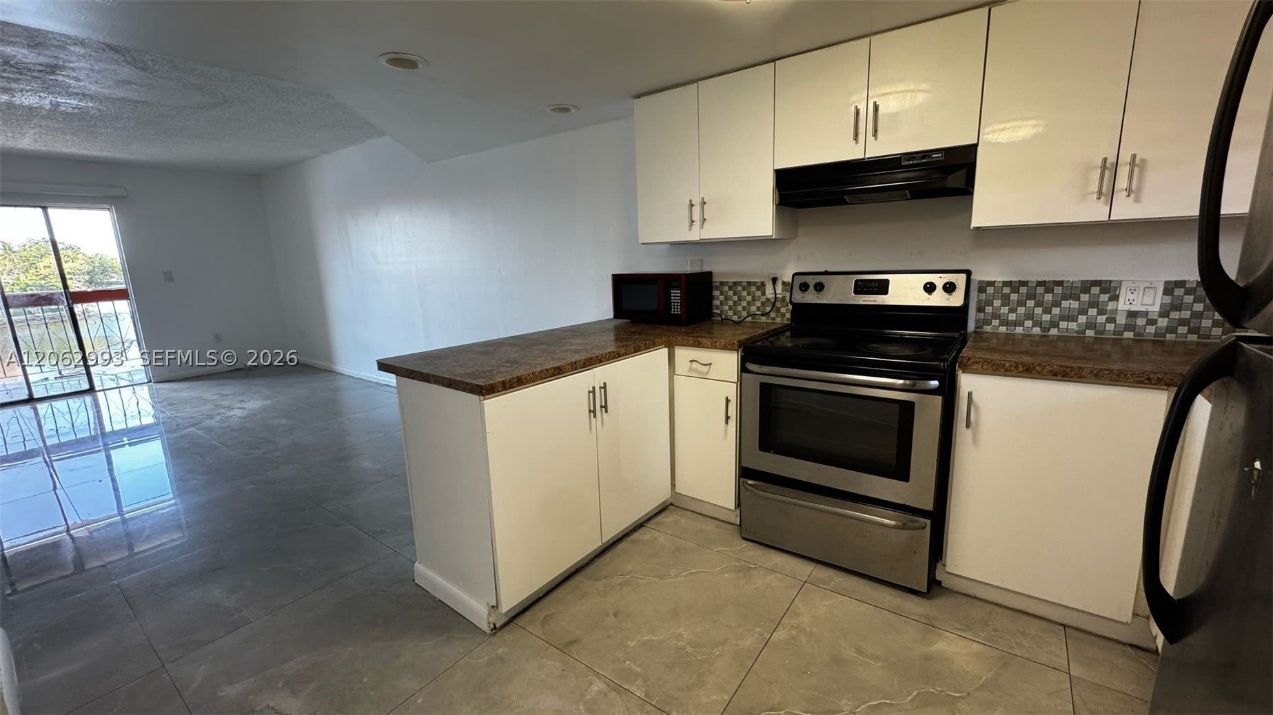 5530 W 26th Ct – photo 3