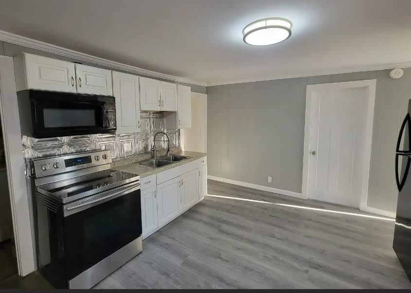92 Ledge Street – photo 2