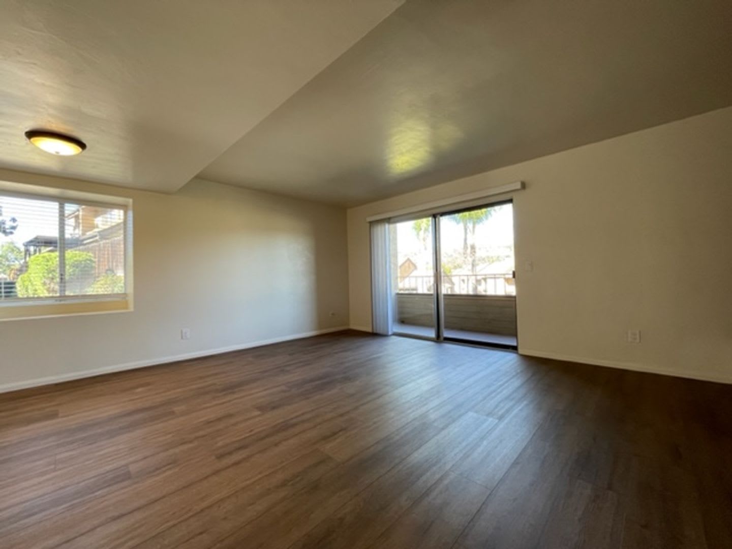 Newly Remodeled 2 Bedroom/1.5 Bathroom Two Story Townhome in El Cajon – photo 4