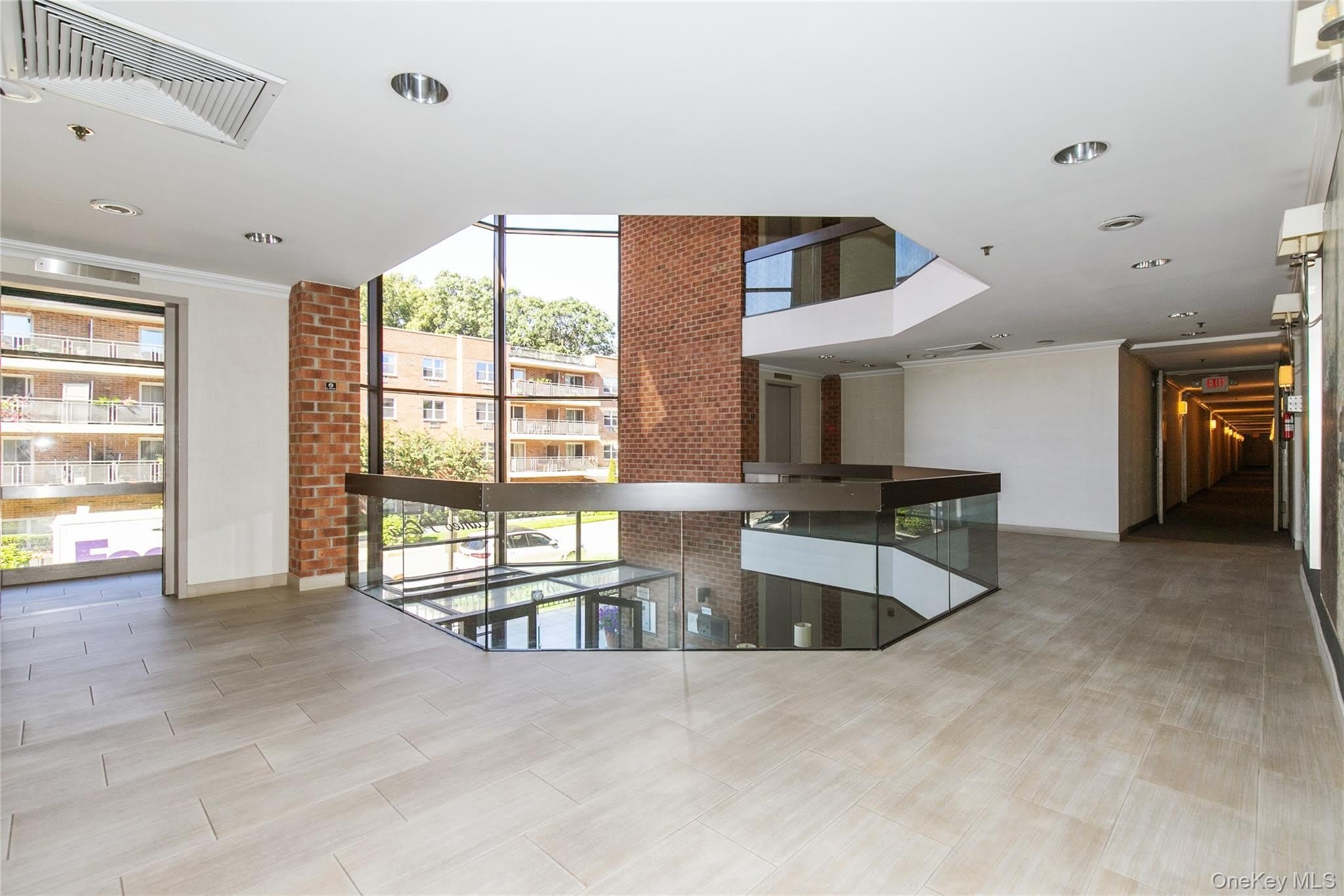 1 Ipswich Avenue – photo 4