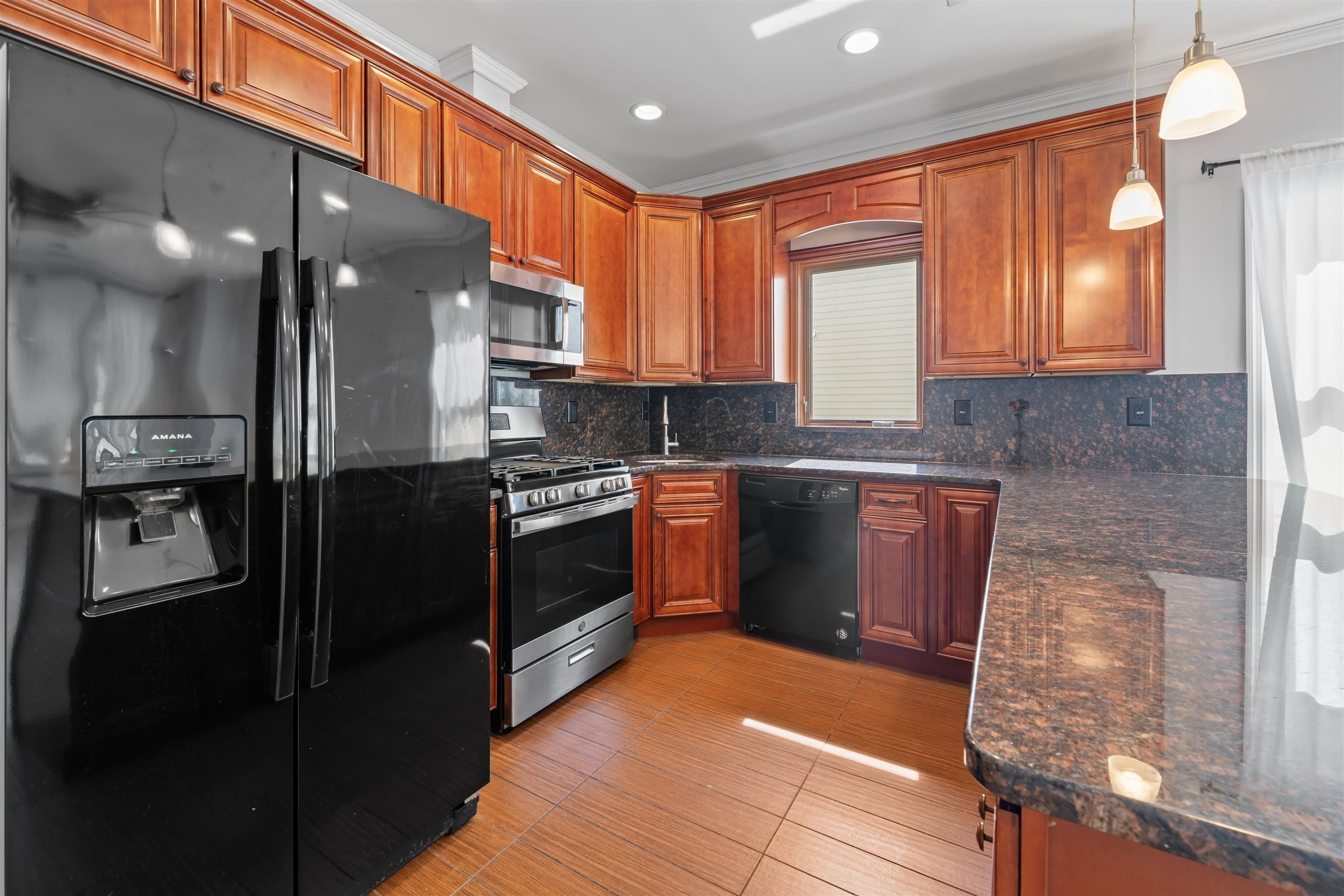 108 KEARNEY AVE – photo 2