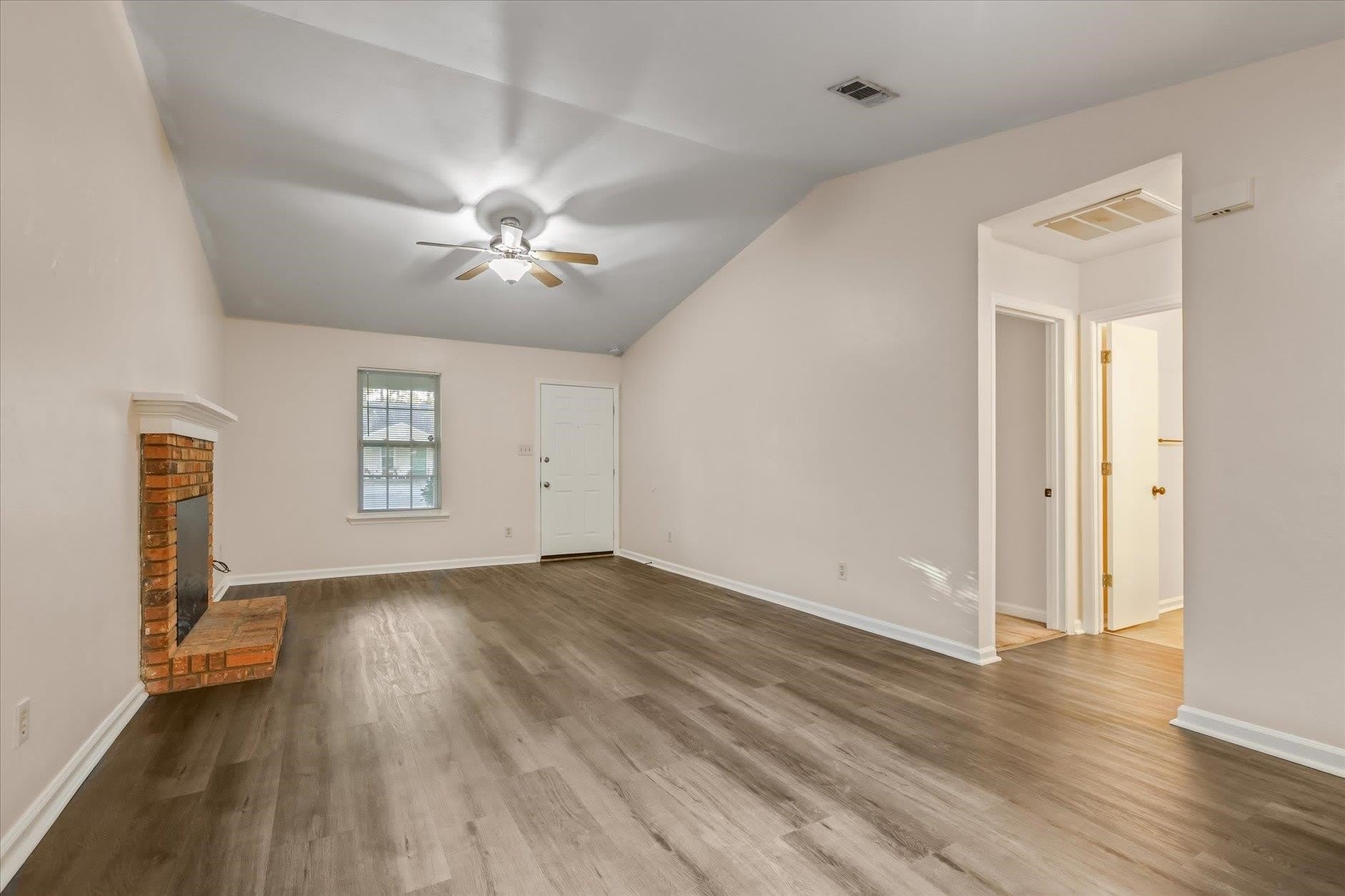 1901 Gina Drive – photo 5
