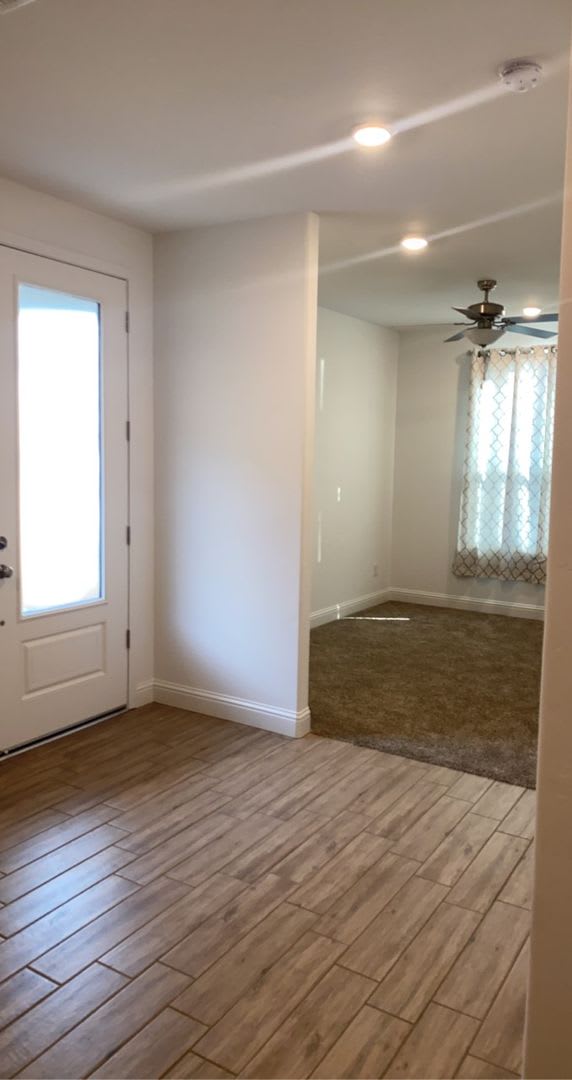 Beautiful New Build Home in Shafter – photo 4