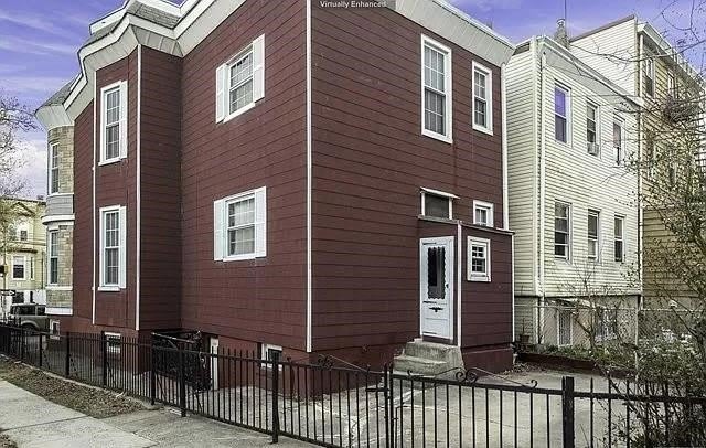 48 JEFFERSON AVE – photo 3