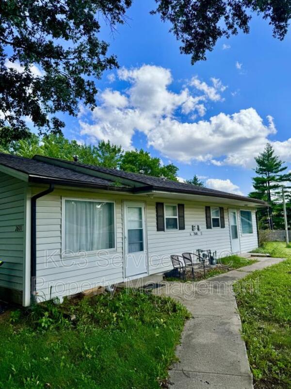 2601 Nw Frances St – photo 2