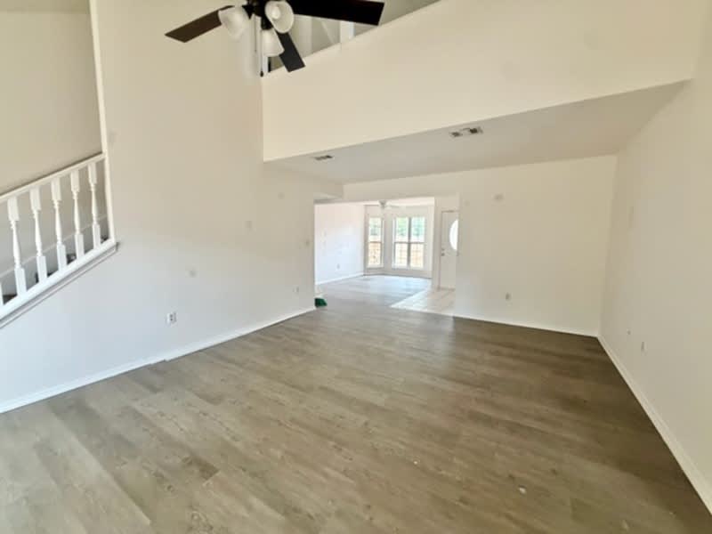 963 Claeven Circle – photo 3