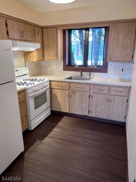 64 Clifton Blvd – photo 2