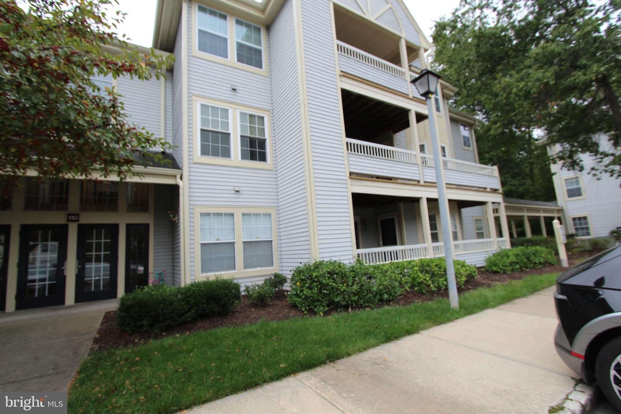 110 Biscayne Court – photo 3