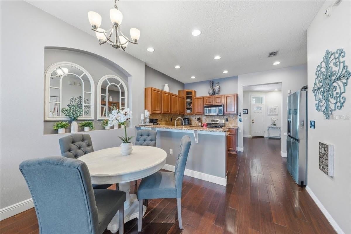 9606 ROYCE Drive – photo 3