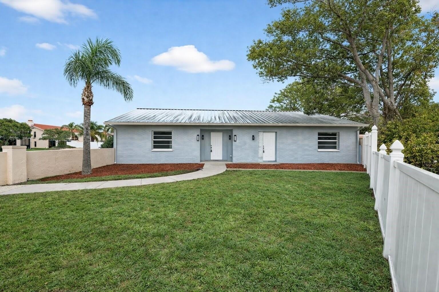 9826 POCONO Street – photo 1