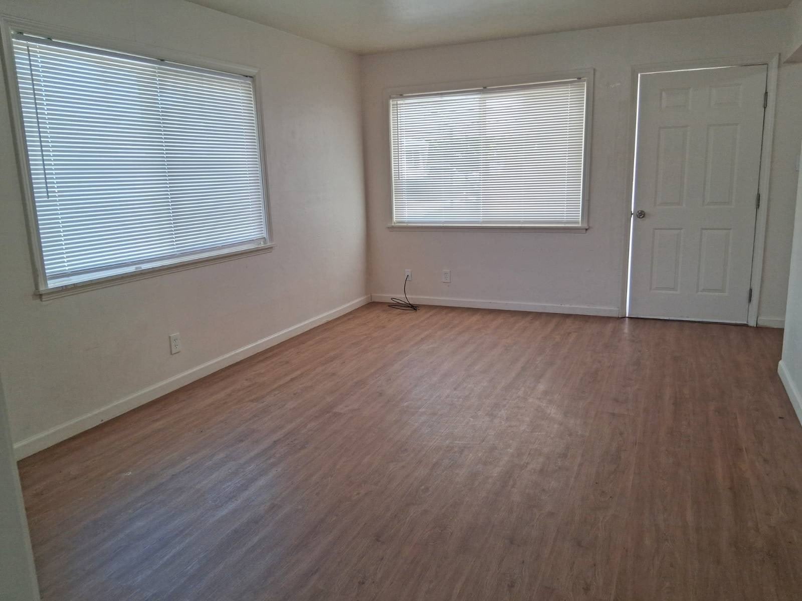 614 Otis Ave – photo 3