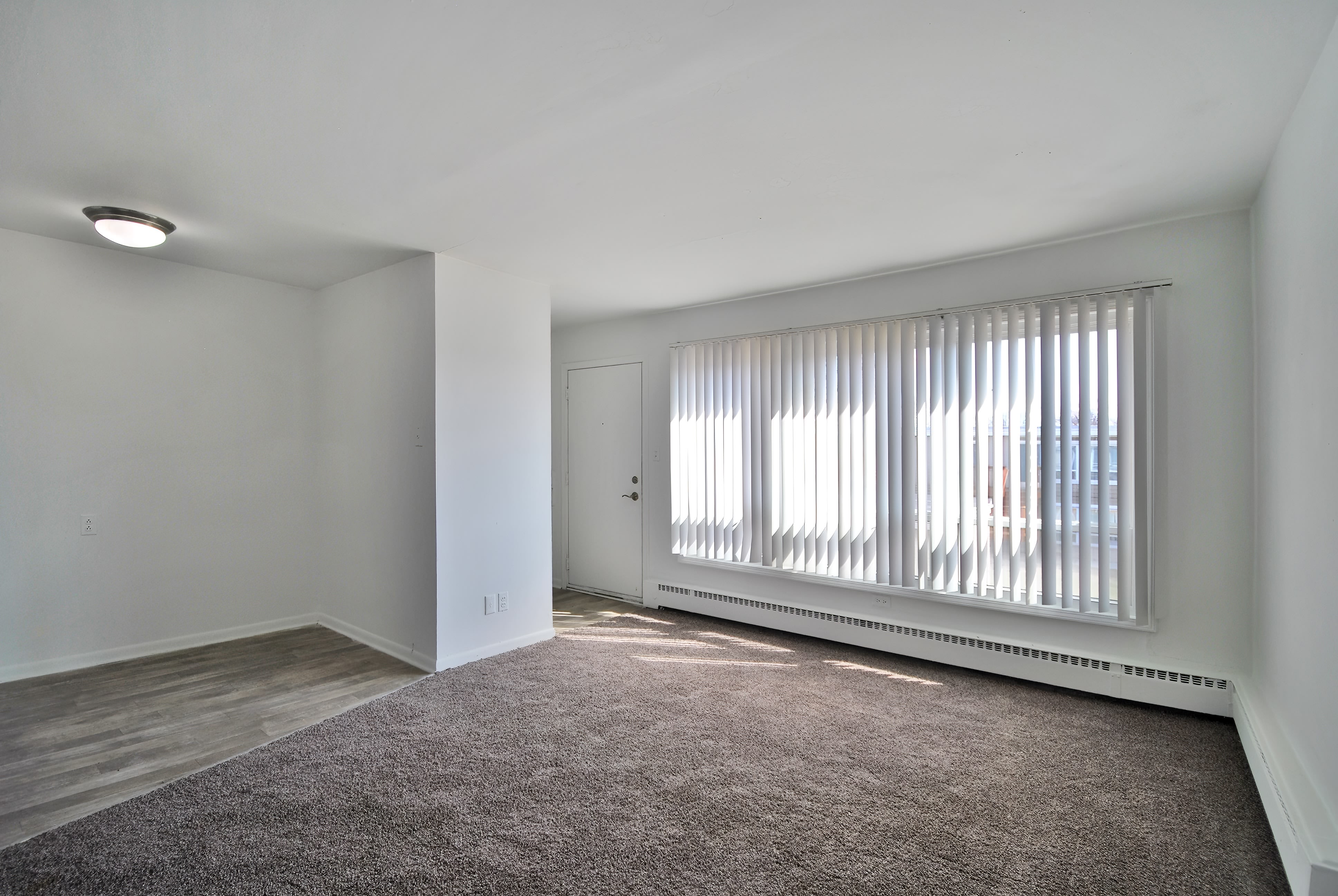 Silverstone Apartments – photo 5
