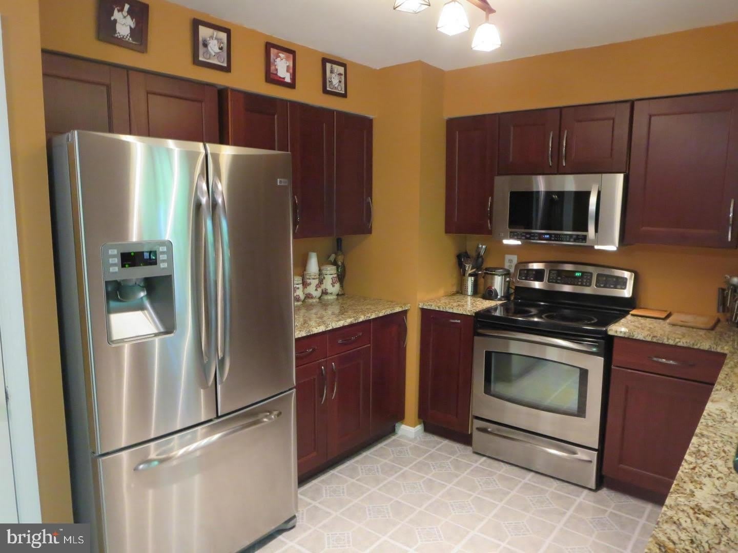 4244 JONATHAN Court – photo 2