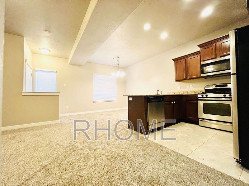 3719 W. Lilac Heights Drive – photo 3