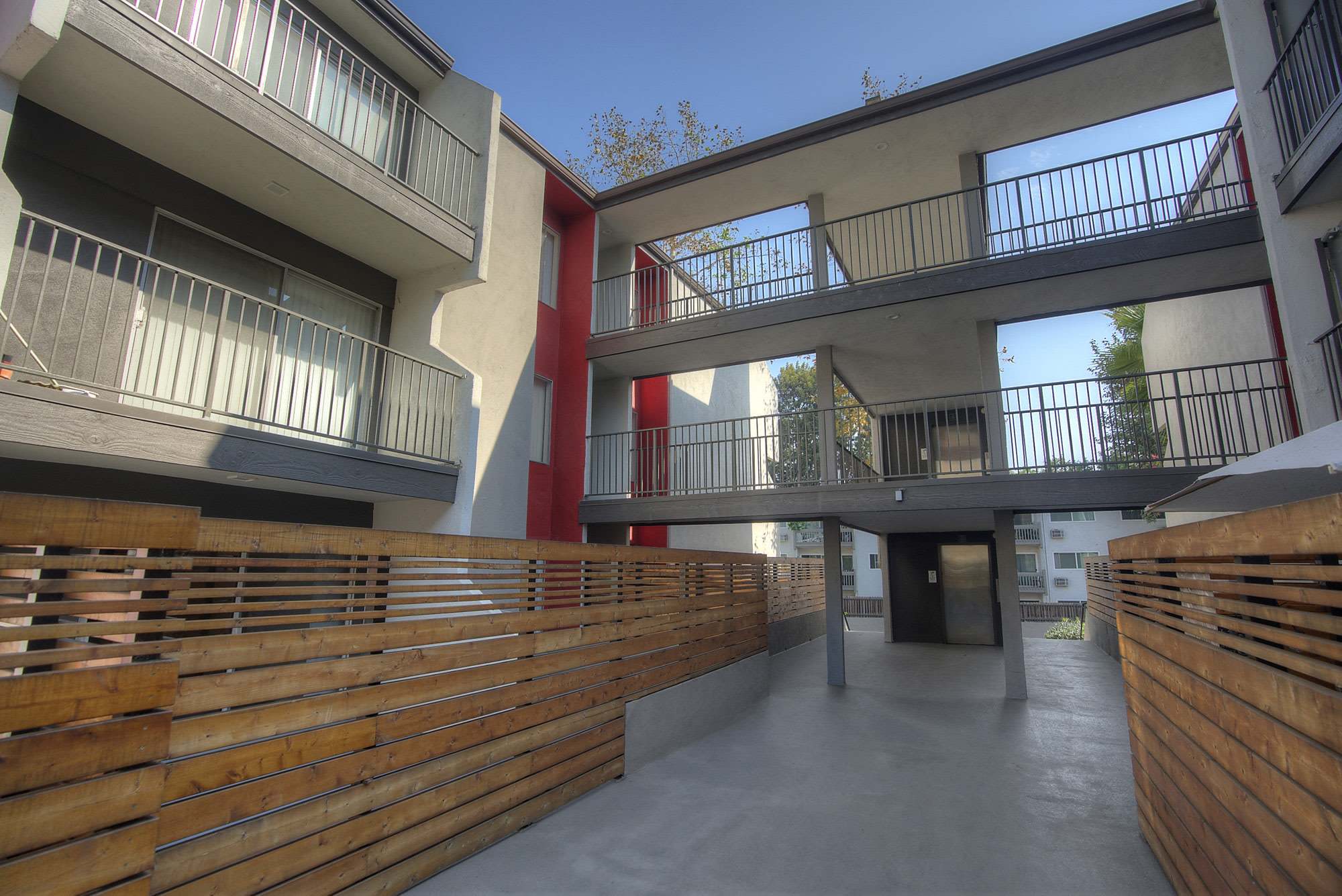 Los Feliz Village – photo 4