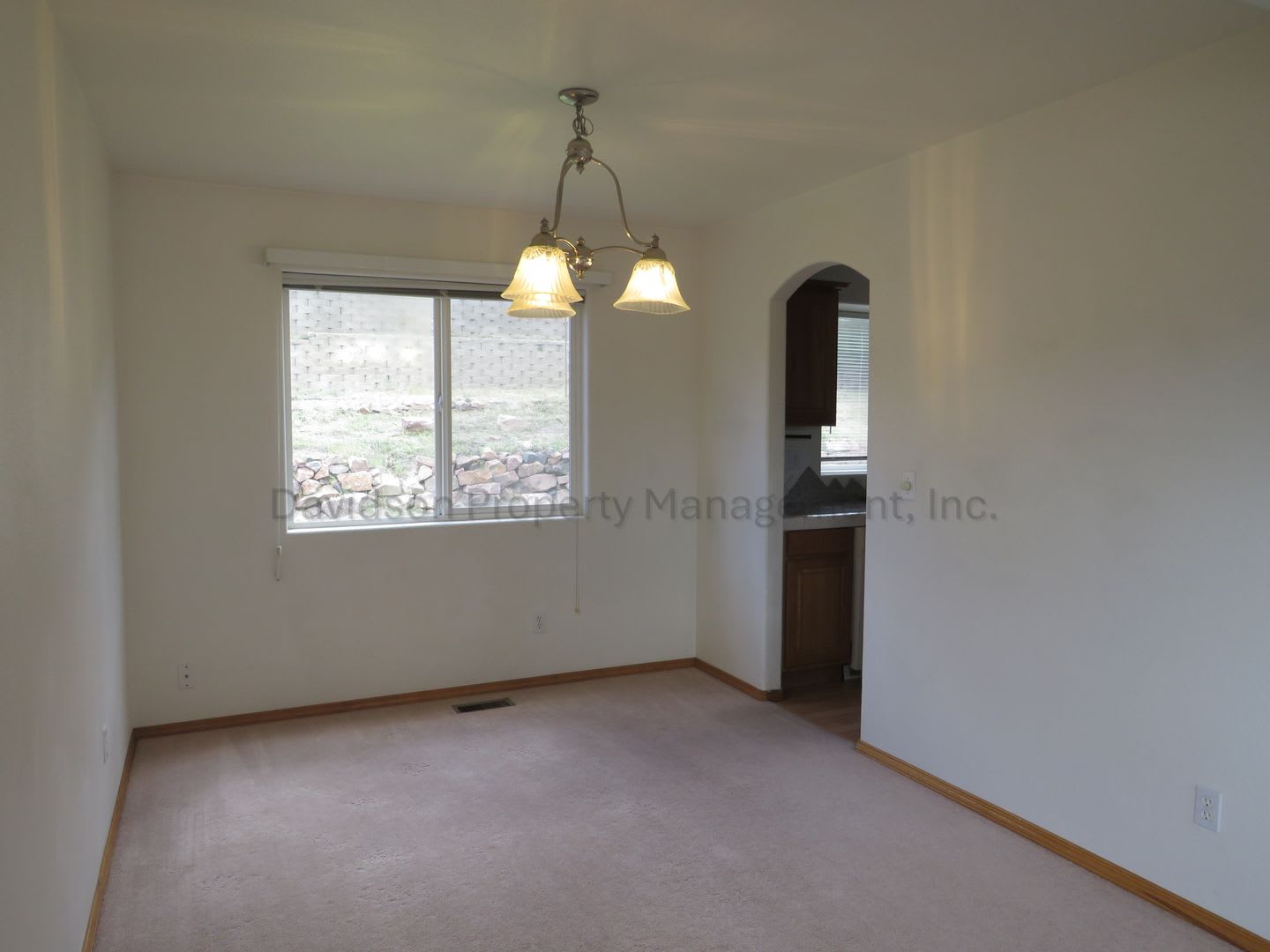 Stunning 3 Bedroom House in North Gleneagle – photo 3
