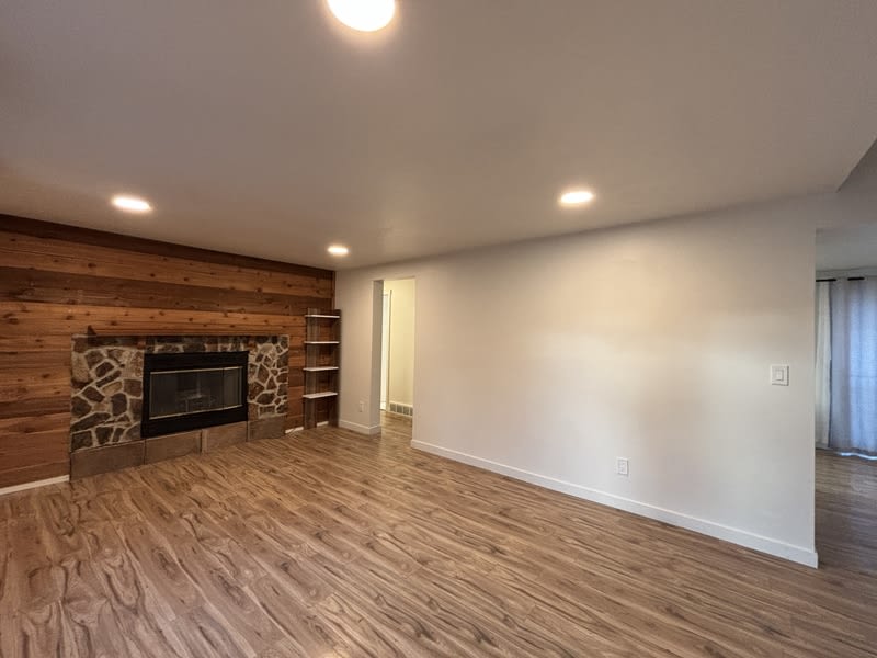 11299 S Woodhill Drive, Sandy, UT 84092 – photo 5