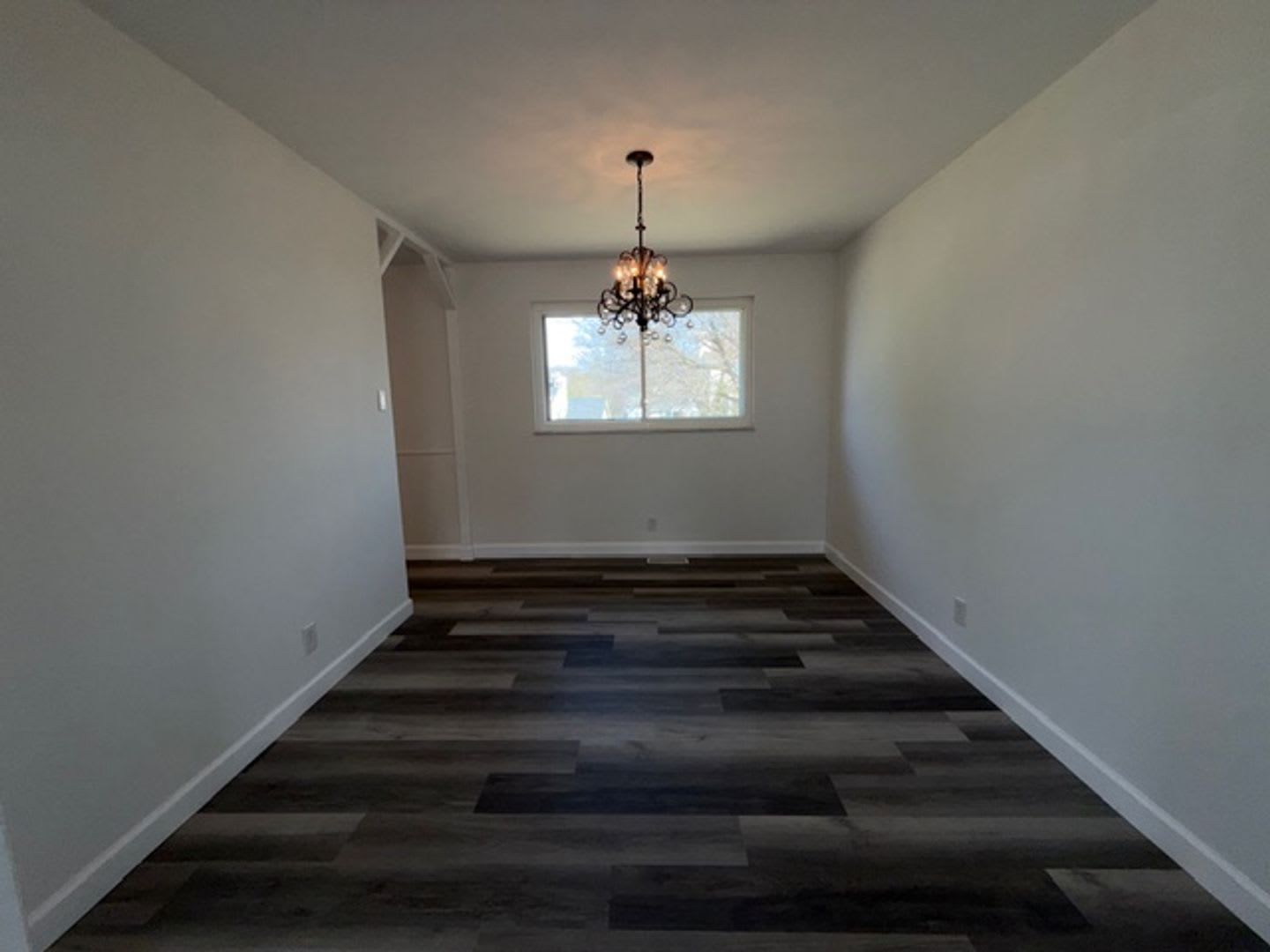 Spacious 5Br 2Ba In Manchester For Rent – photo 5