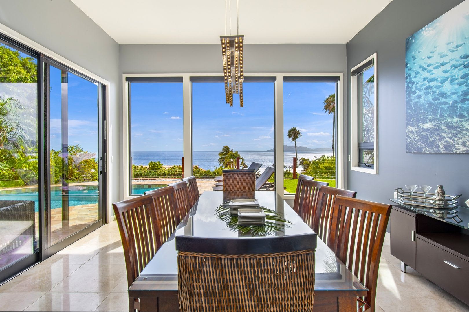 Luxurious & Private Modern Home w/Pool, AC & Diamond Head Views – photo 5