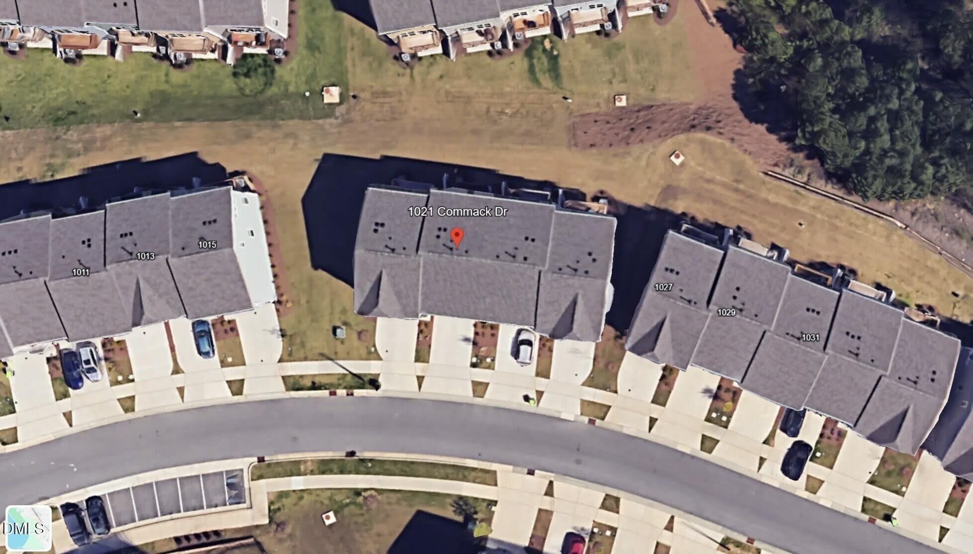 1021 Commack Drive – photo 2