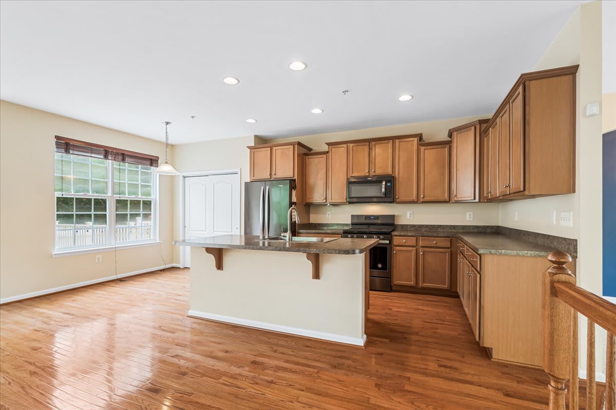 5053 Wesley Square 1 – photo 4
