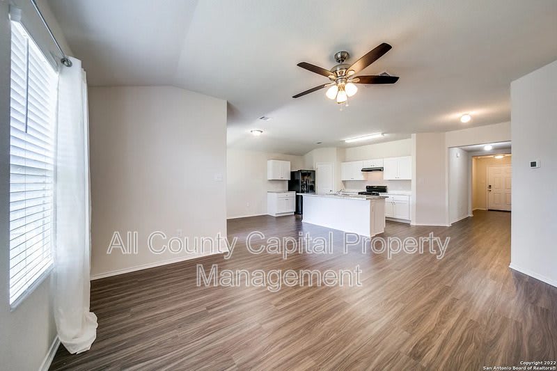 509 Moonvine Way – photo 2