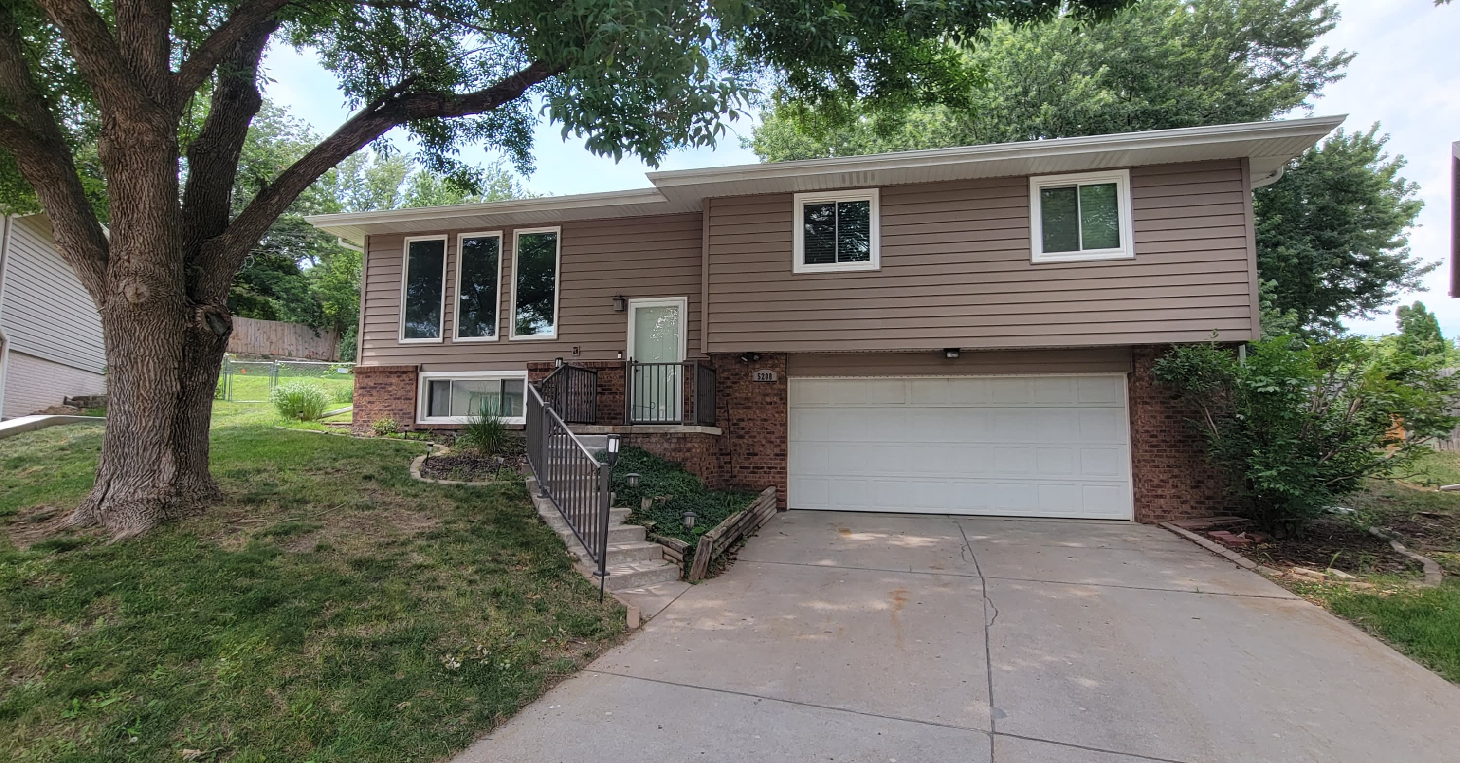 5208 Ascot Circle – photo 2