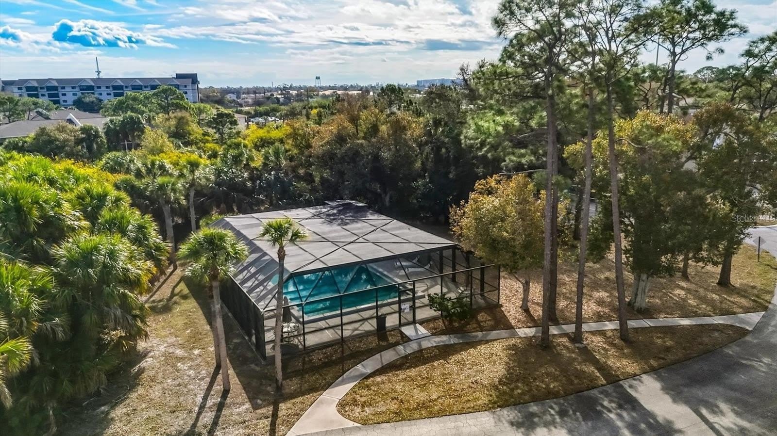22481 WESTCHESTER Boulevard – photo 2