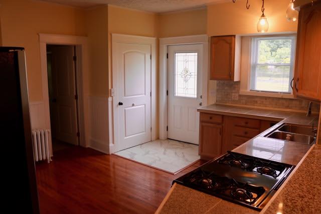 470 South Ave – photo 1
