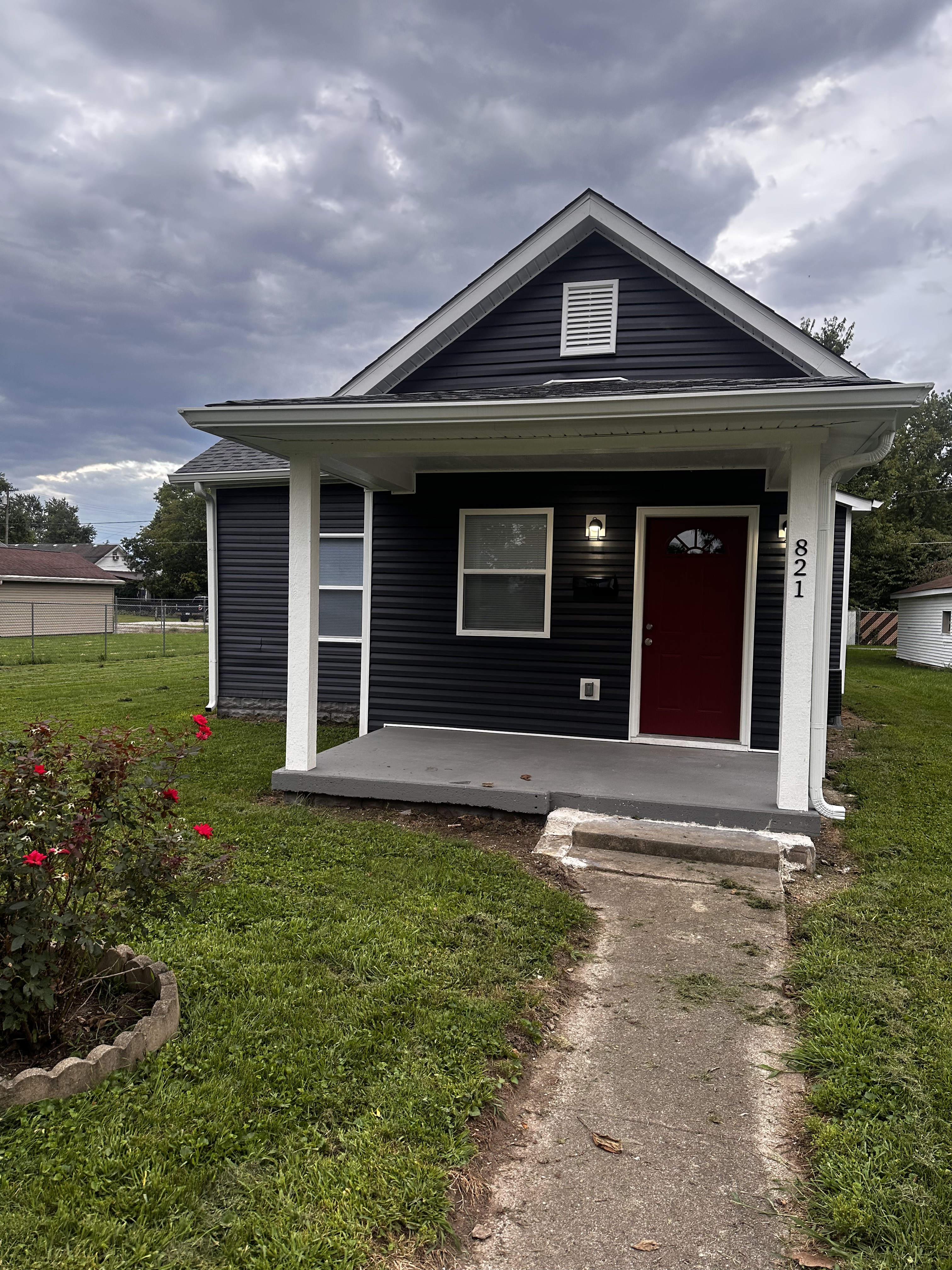 821 Morris Avenue – photo 1