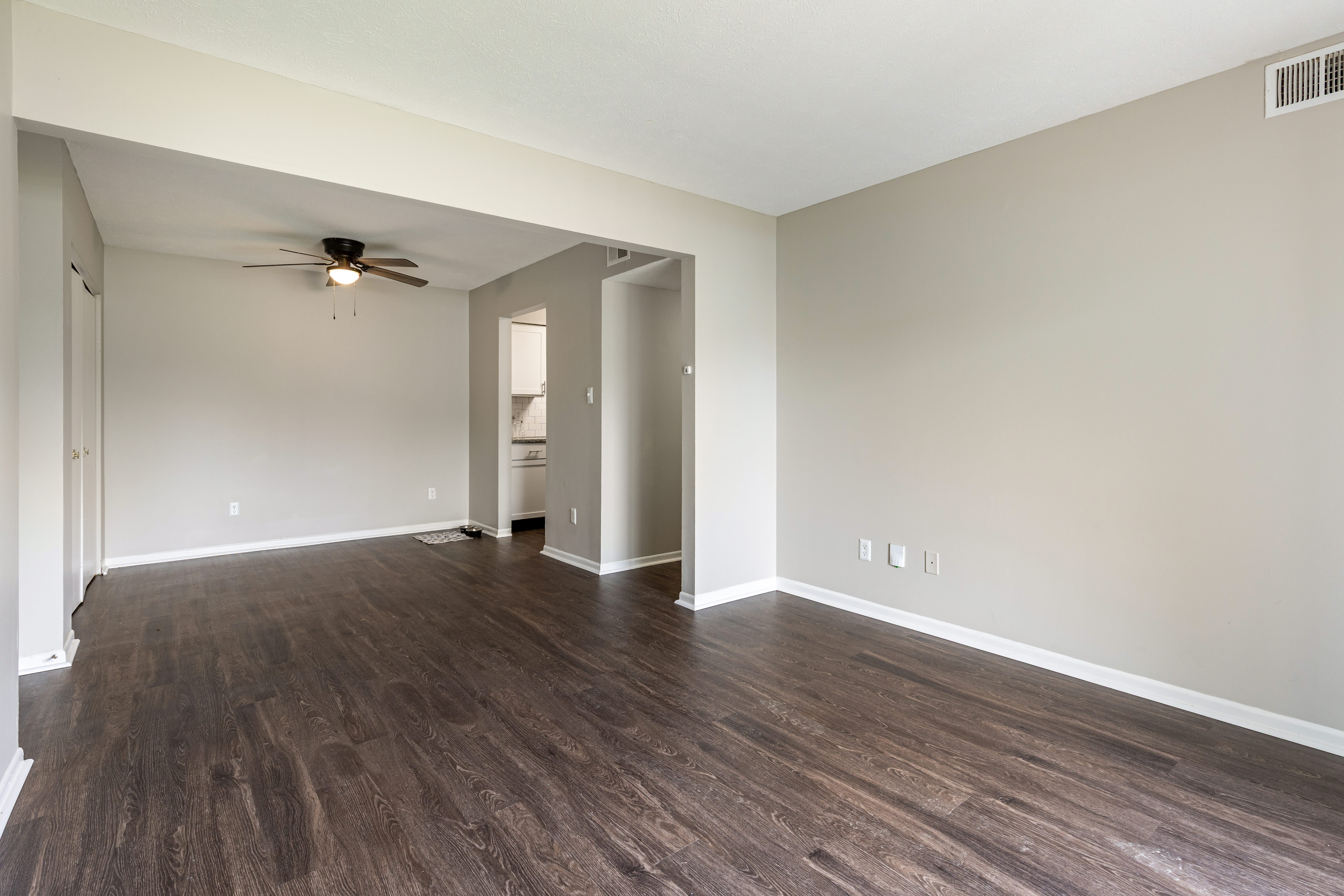 Emerson Village – photo 2