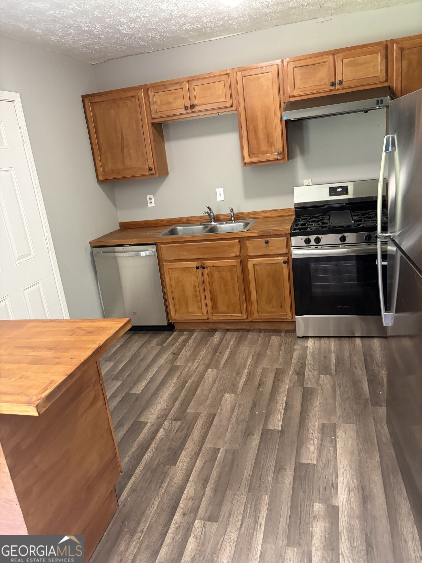 531 Carithers Road – photo 5