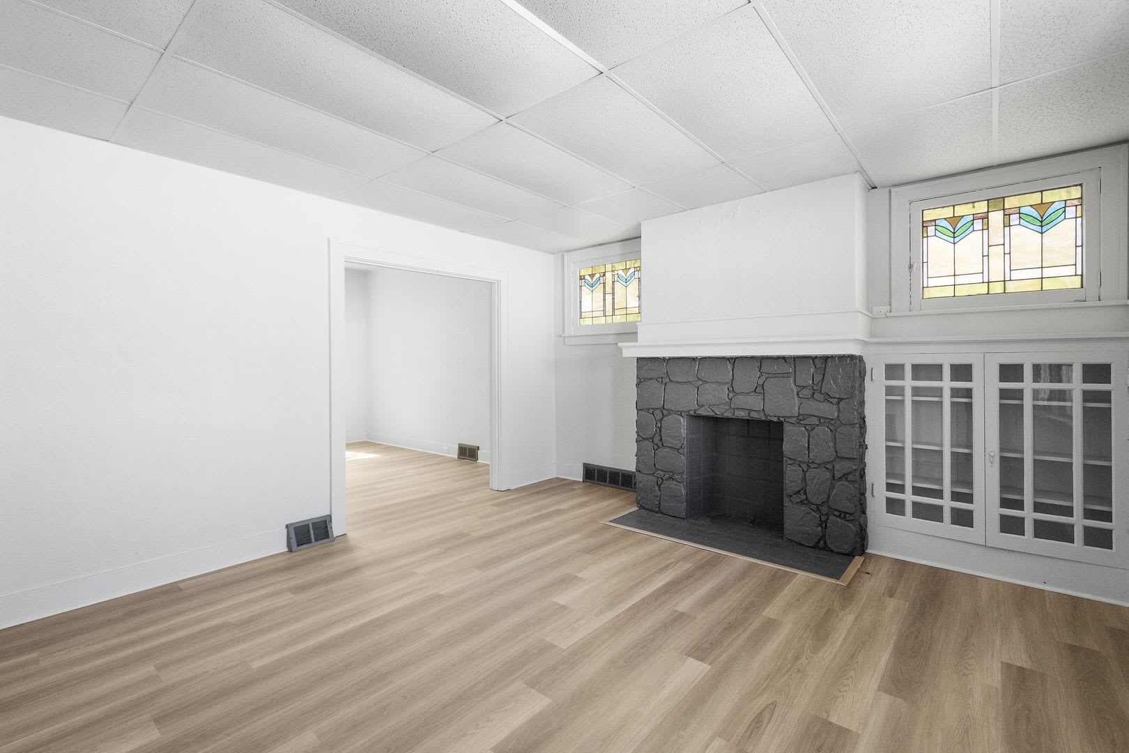 Stunning 3 bedroom home in McKeesport available September 15! – photo 3