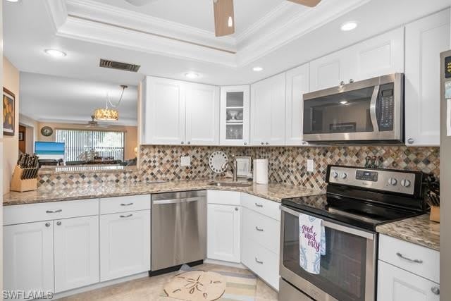 4300 Belair Ln – photo 2