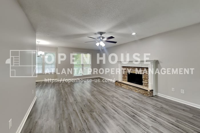 360 Warrenton Drive – photo 4