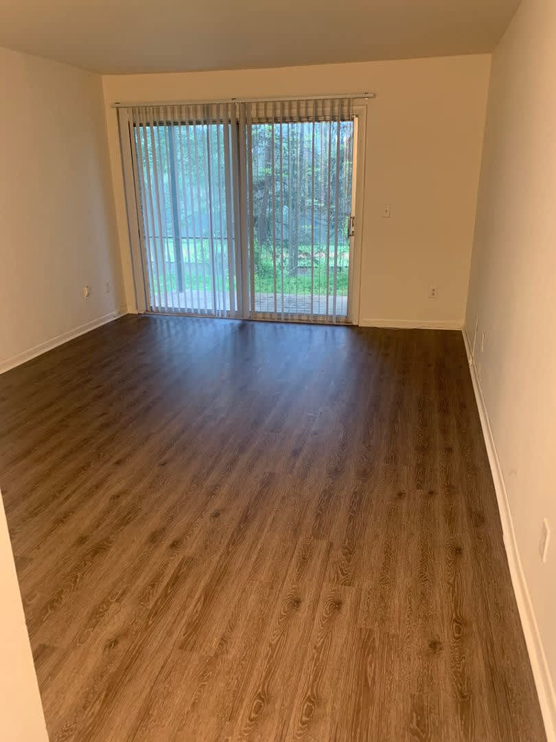1 Bedroom 1Bath Condo Available with Water **** Great move in Special*** – photo 3