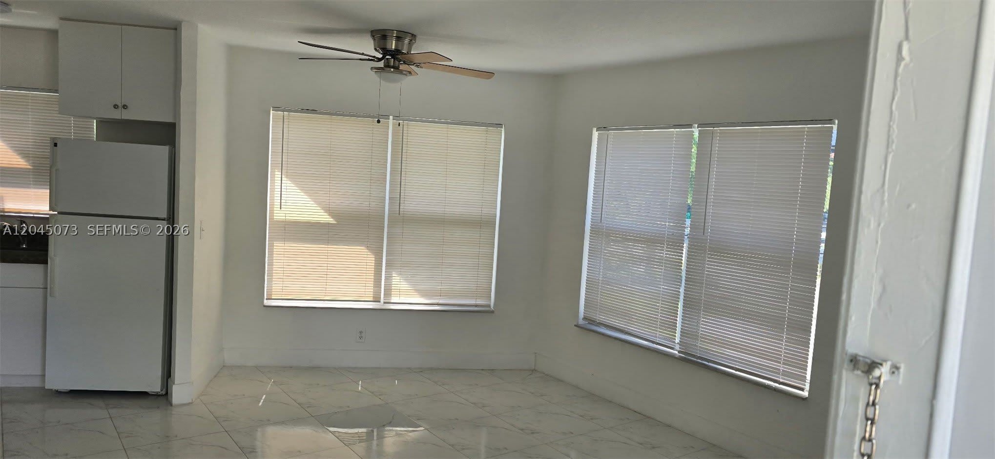 3260 NE 19th Ave – photo 2