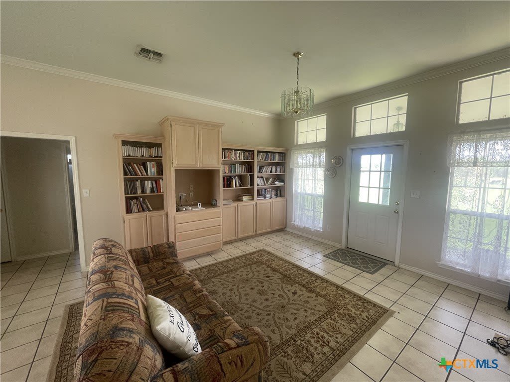 4601 S Old Bastrop Highway – photo 2