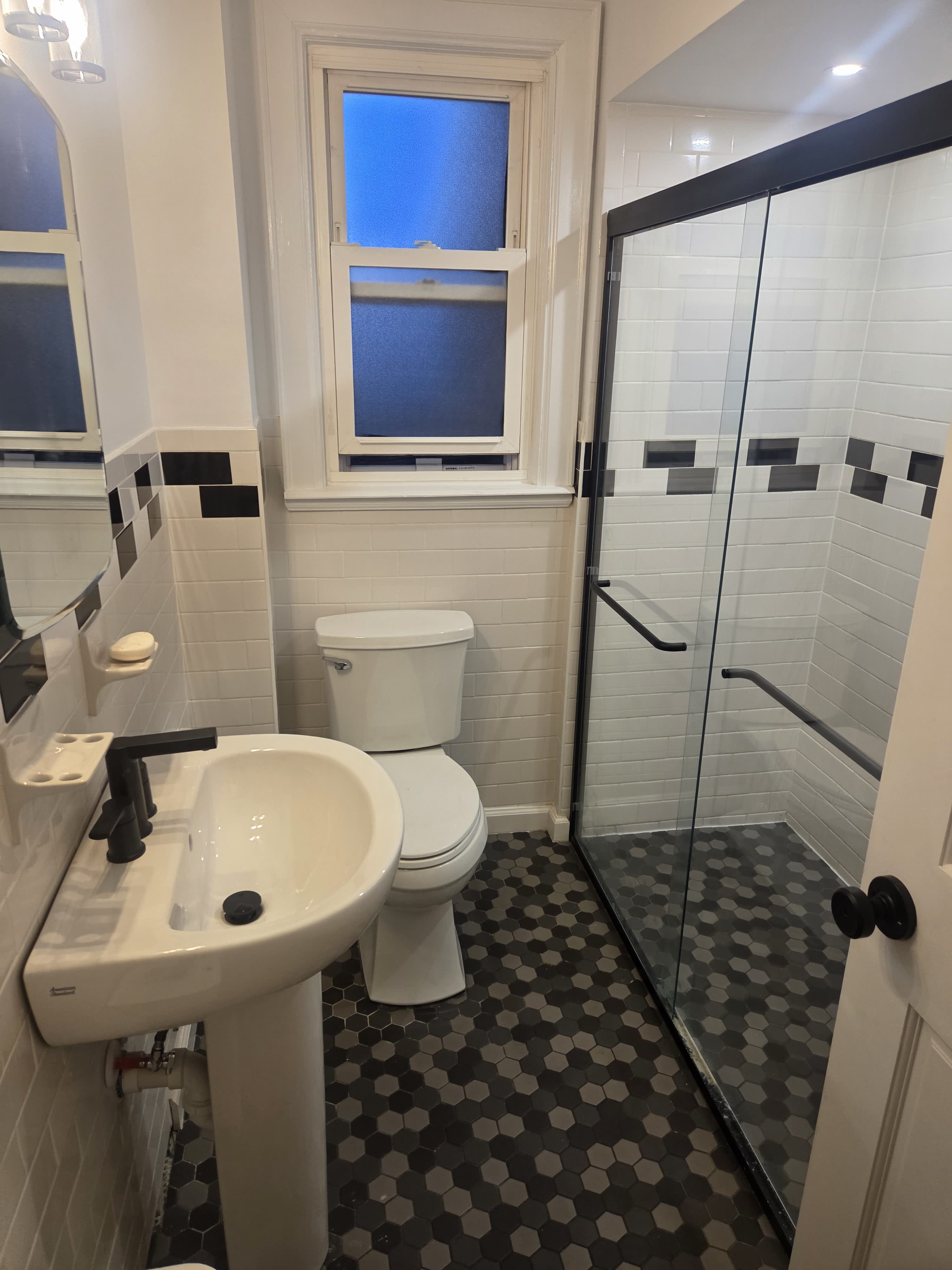1641 Earl Place – photo 2