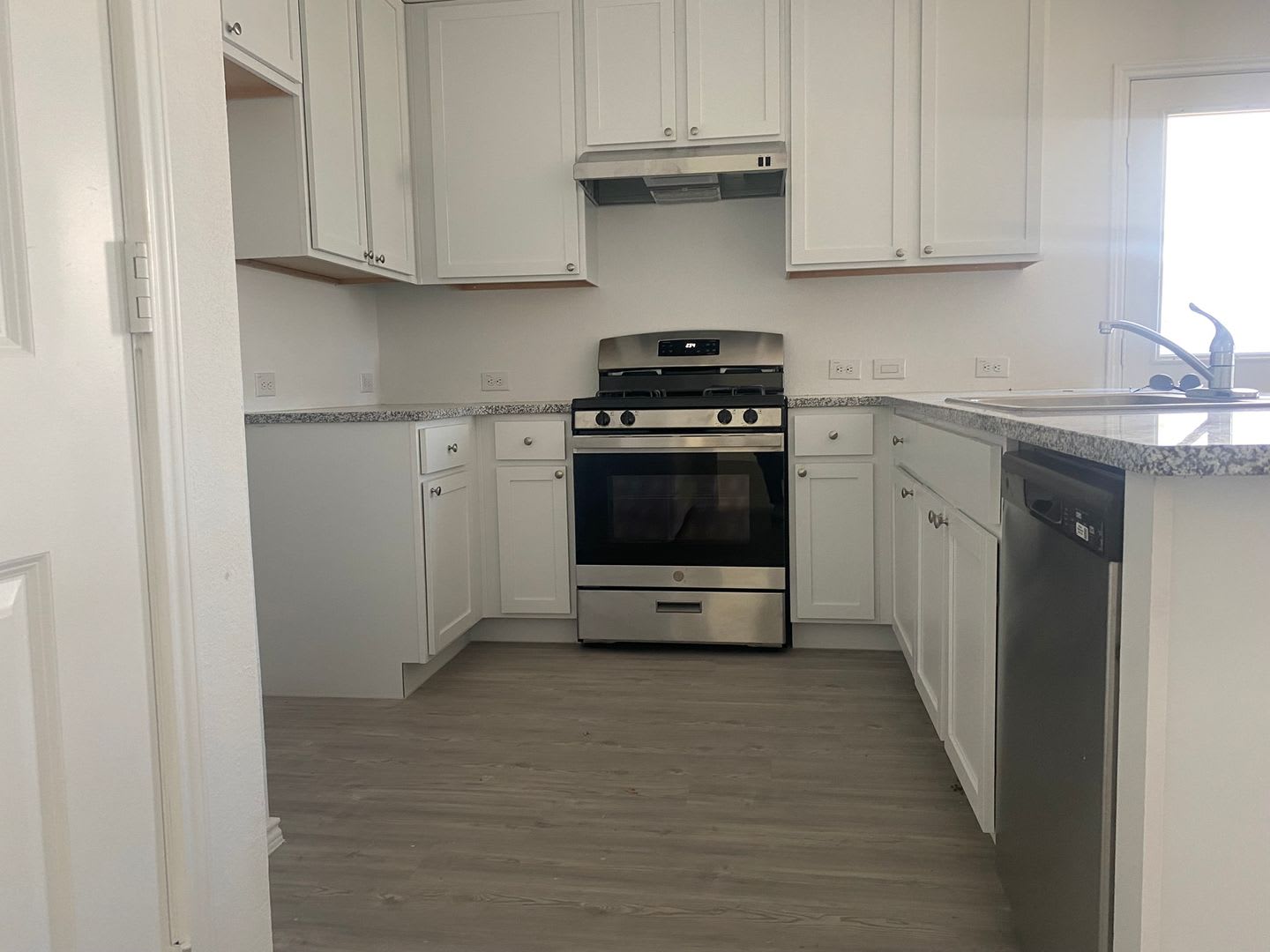 Brand New and Ready for You! – photo 5