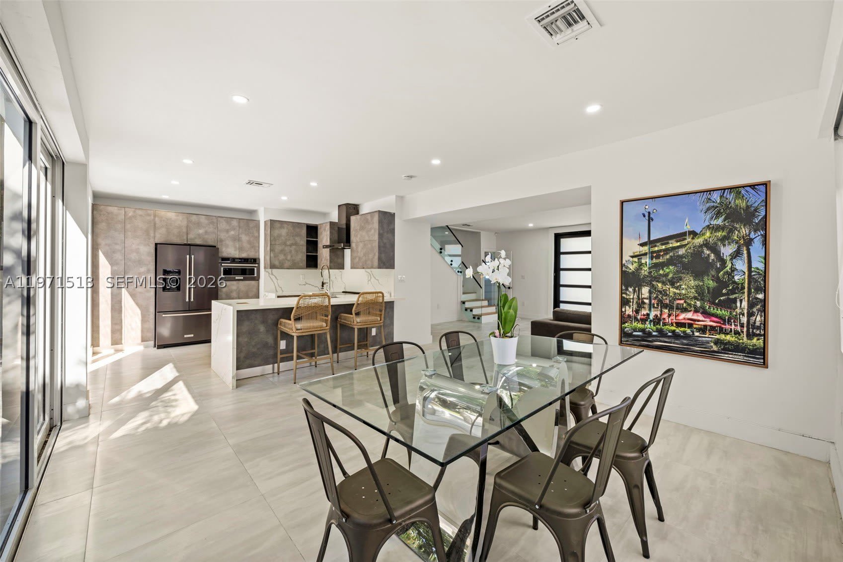 3166 Royal Palm Ave – photo 5