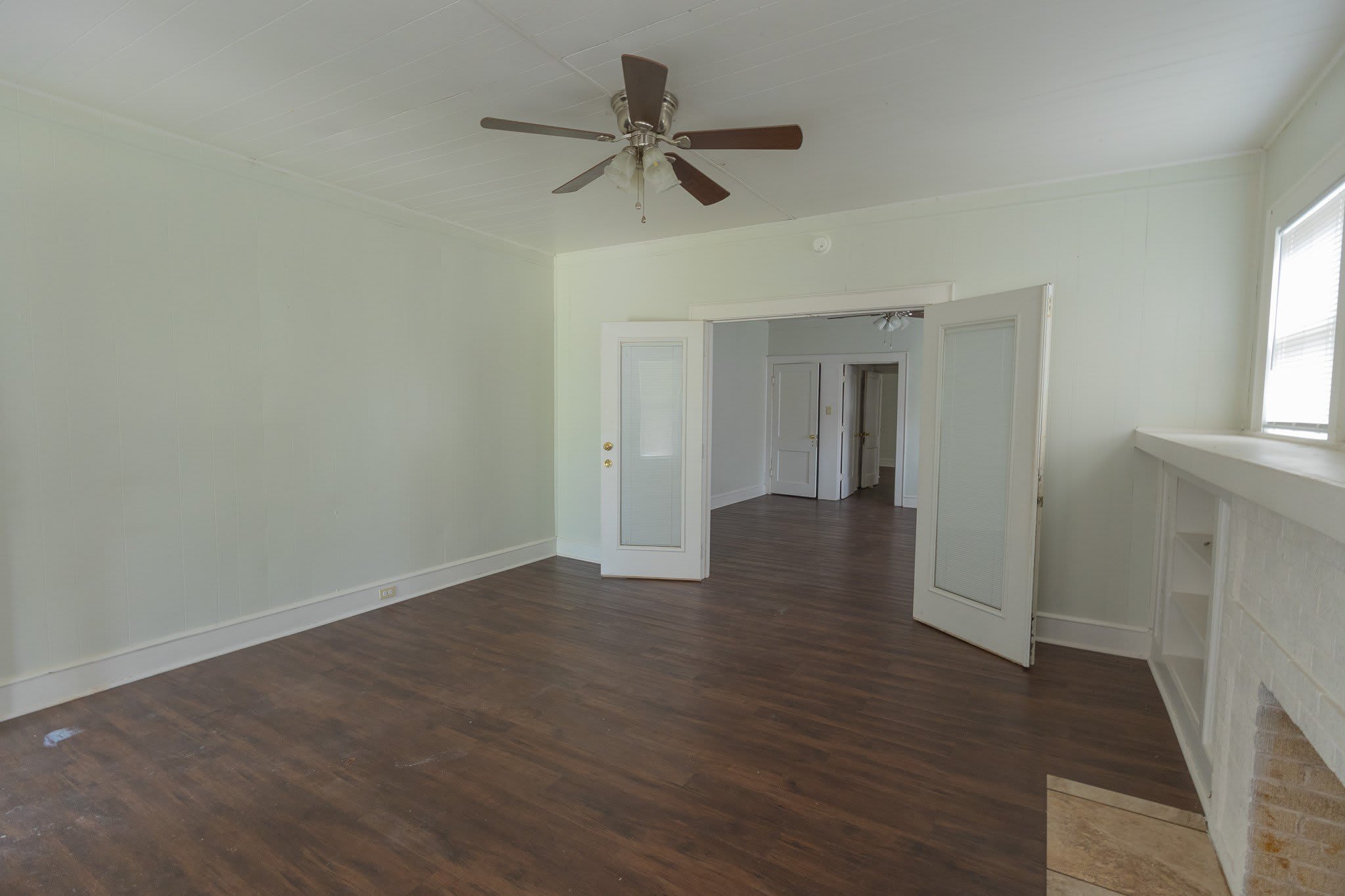 2913 Homan Avenue – photo 3