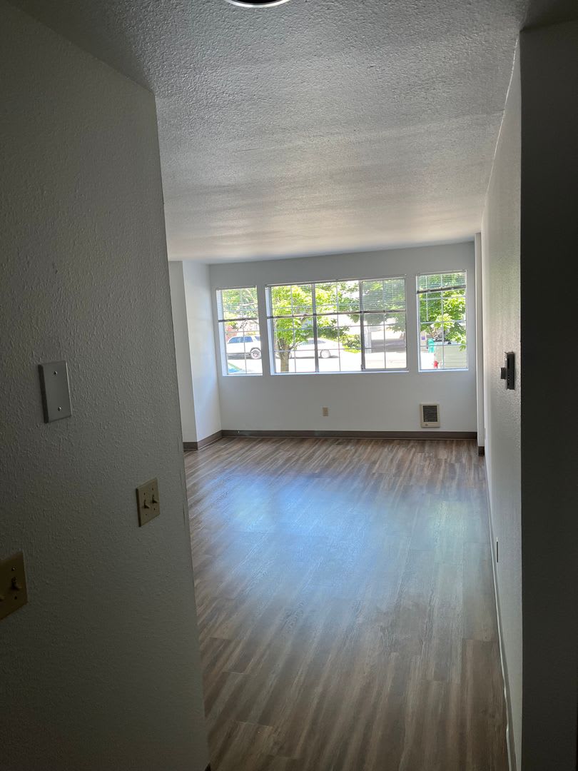 WINCHESTER APTS. – photo 4