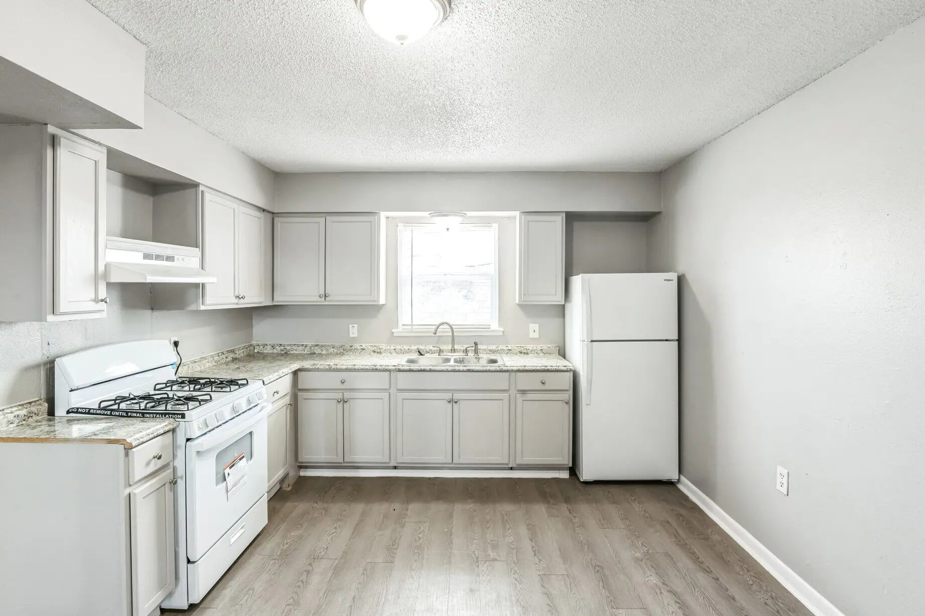Summit at Central Village Apartments – photo 3