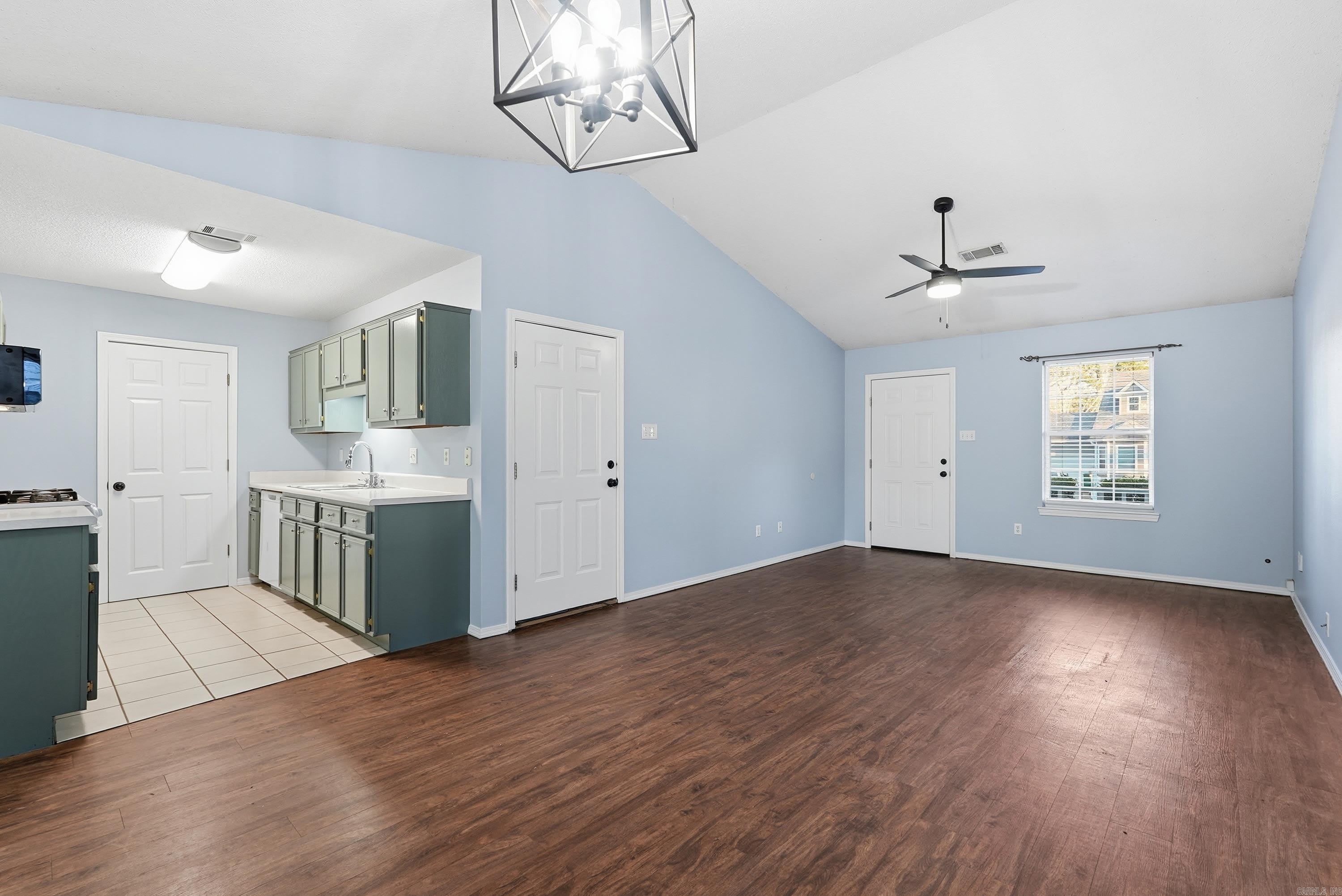 1201 Copper Creek – photo 4
